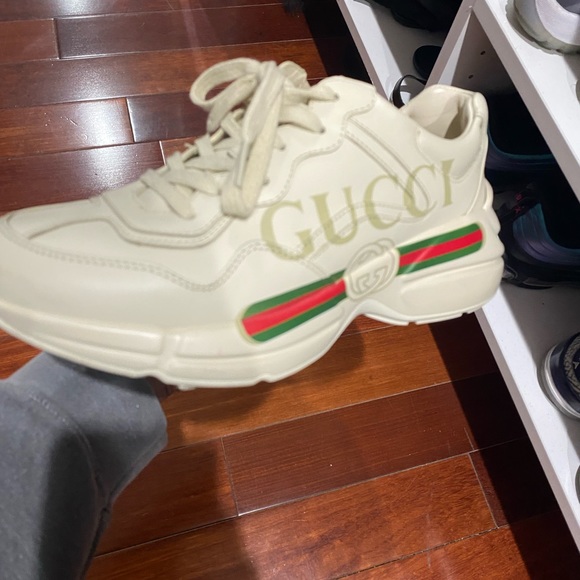 Gucci Sneakers - Picture 1 of 8